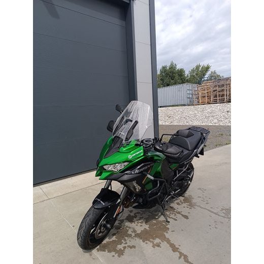 KAWASAKI VERSYS 1100 SE - PŘEDVÁDĚCÍ MOTORKA