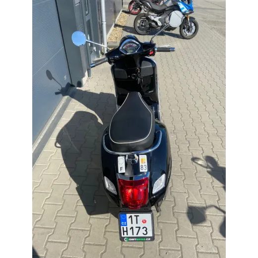 VESPA GTS 300 - BAZAR