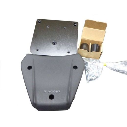 MONTÁŽNÍ DESKA PRO TOP CASE 37L PIAGGIO BEVERLY 300