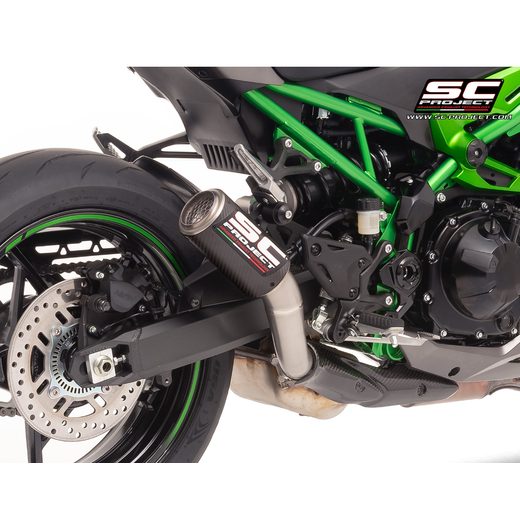 SC-PROJECT KAWASAKI Z900 2025- KARBONOVÝ VÝFUK CR-T S MŘÍŽKOU STONEGUARD HOMOLOGOVANÝ