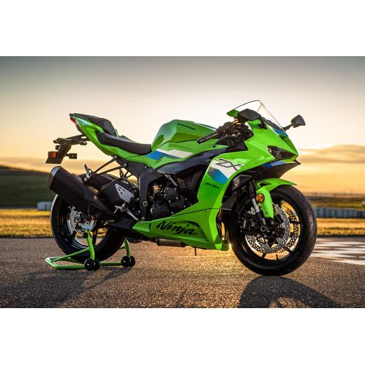KAWASAKI NINJA ZX-6R MY26 METALLIC MATTE GRAPHENESTEEL GRAY / METALLIC SPARK BLACK / LIME GREEN