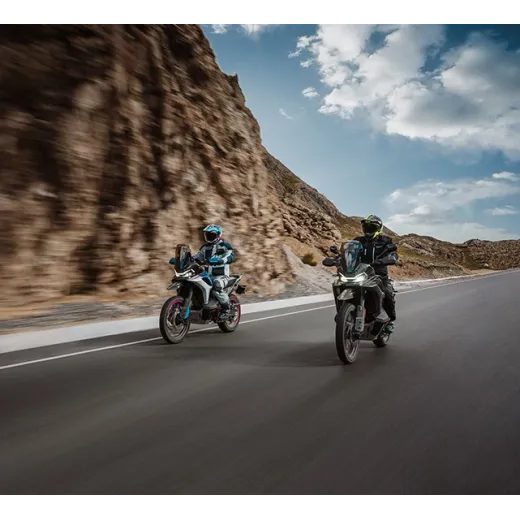 CFMOTO 800MT-X BLACK ZADNÍ BOX NEBO BRAŠNA ZDARMA