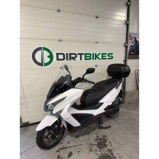 KYMCO XTOWN 125I - BAZAR (2)