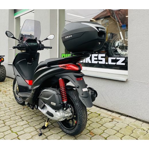 PIAGGIO MEDLEY 125 E5 ABS 11KW PLEXI + NOSIČ + ZADNÍ BOX