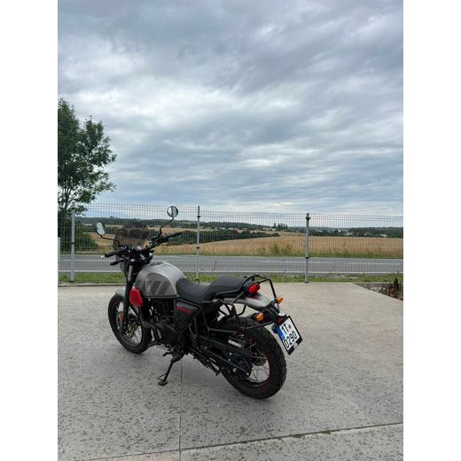 ROYAL ENFIELD SCRAM 411 - BAZAR