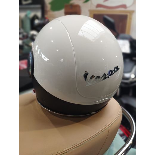 PŘILBA VESPA VJ BÍLÁ/ČERNÁ LESKLÁ