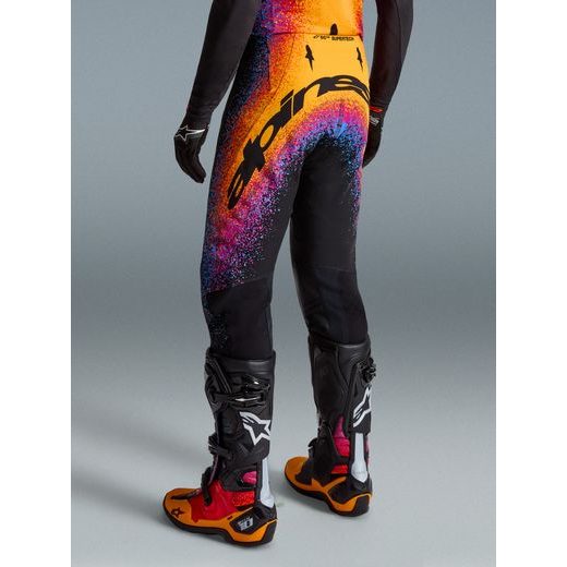 KALHOTY SUPERTECH LIMITOVANÁ EDICE BLACK HOLE, ALPINESTARS (ČERNÁ/MULTICOLOR) 2026