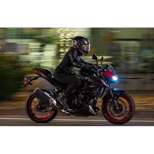 KAWASAKI Z500 SE MY25 - PŮJČOVNA OLOMOUC