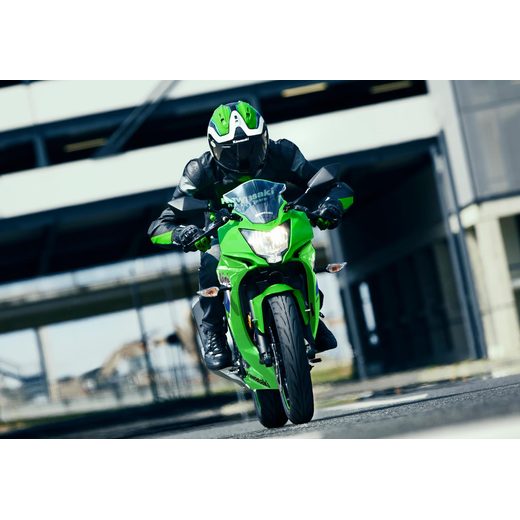KAWASAKI NINJA 125 MY26 LIME GREEN