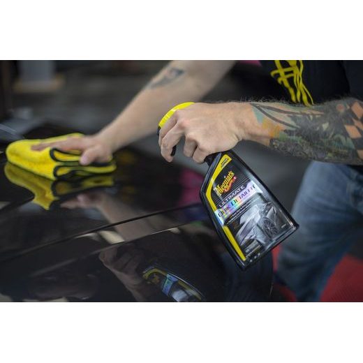 MEGUIARS ULTIMATE QUIK DETAILER - DETAILER PRO ODSTRANĚNÍ PRACHU A NEČISTOT MEZI JEDNOTLIVÝM MYTÍM A LEŠTĚNÍM 709 ML