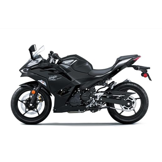 KAWASAKI NINJA 500 MY26 METALLIC FLAT SPARK BLACK / METALLIC SPARK BLACK