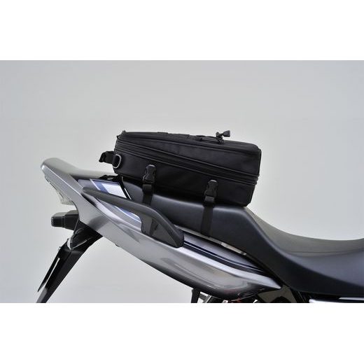 BRAŠNA NA SEDADLO SPOLUJEZDCE OBJEM 7 - 12 L, HENLYBEGINS