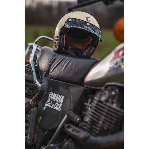 CASSIDA HELMA ESO FORTY NINE KRÉMOVÁ ČERNÁ