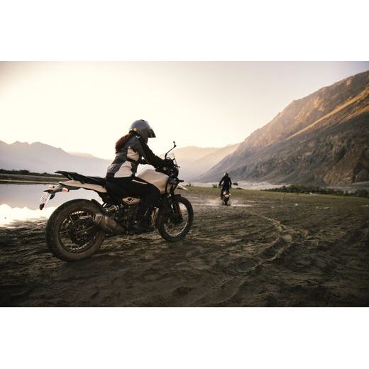 ROYAL ENFIELD HIMALAYAN 450 HANLE BLACK