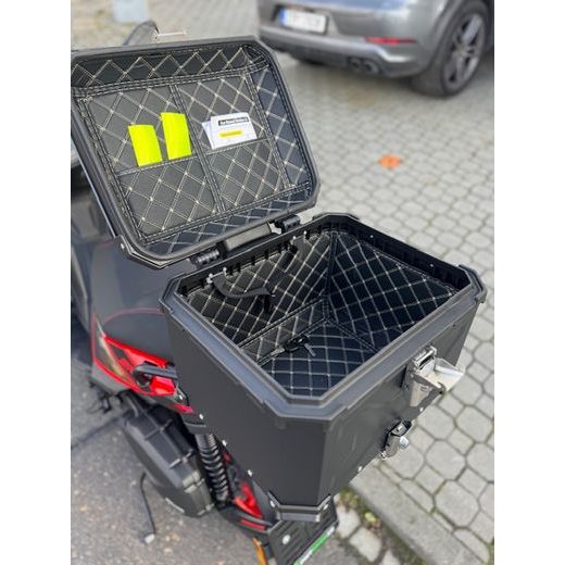 HLINÍKOVÝ KUFR DB 45L X-DESIGN ČERNÝ, PLOTNA + OPĚRKA + SÍŤKA NA ZAVAZADLA ZDARMA