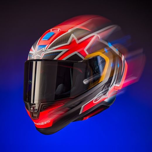 PŘILBA SUPERTECH R10 LIMITOVANÁ EDICE JACK MILLER, ALPINESTARS (MATNÝ KARBON/ČERVENÁ/MODRÁ/ŽLUTÁ/BÍLÁ) 2025