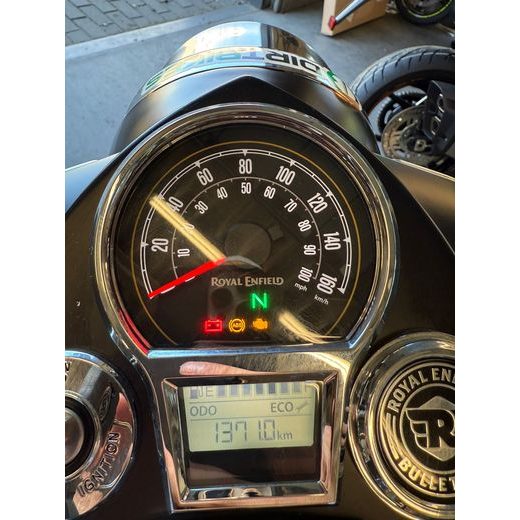 ROYAL ENFIELD BULLET 350-PŘEDVÁDĚCÍ MOTO-BAZAR