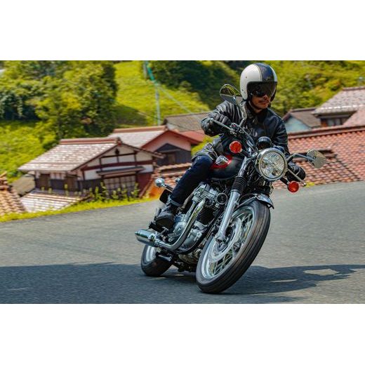 KAWASAKI W800 MY24 METALLIC DIABLO BLACK / EBONY