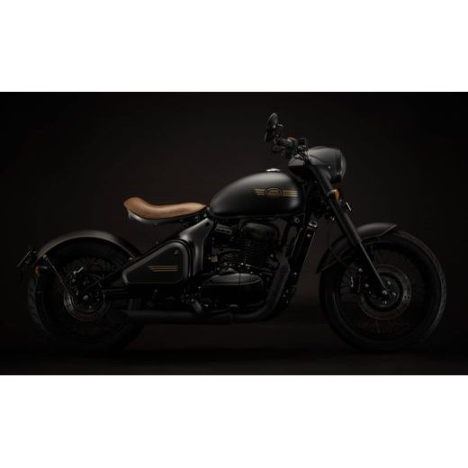 JAWA PÉRÁK ČERNÁ