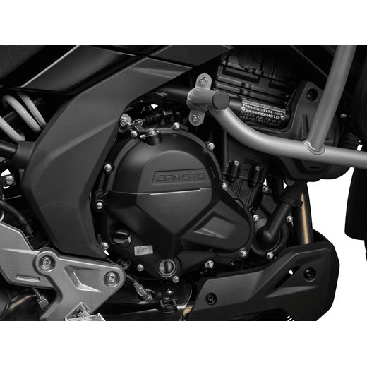 700MT ADVENTURE BOČNÍ KRYTY MOTORU