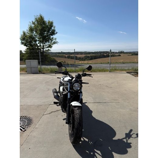 KAWASAKI ELIMINATOR - PŘEDVÁDĚCÍ MOTORKA (2)