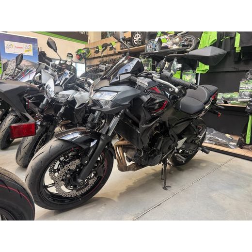 KAWASAKI Z650 2025 - BAZAR
