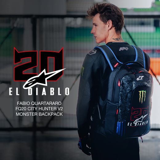 BATOH CITY HUNTER V2 FQ20 MONSTER KOLEKCE, ALPINESTARS (ČERNÁ/ČERVENÁ FLUO/MODRÁ/ZELENÁ, OBJEM 22 L) 2026