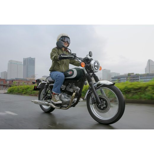 KAWASAKI W230 MY26 METALLIC MATTE DARK GREEN