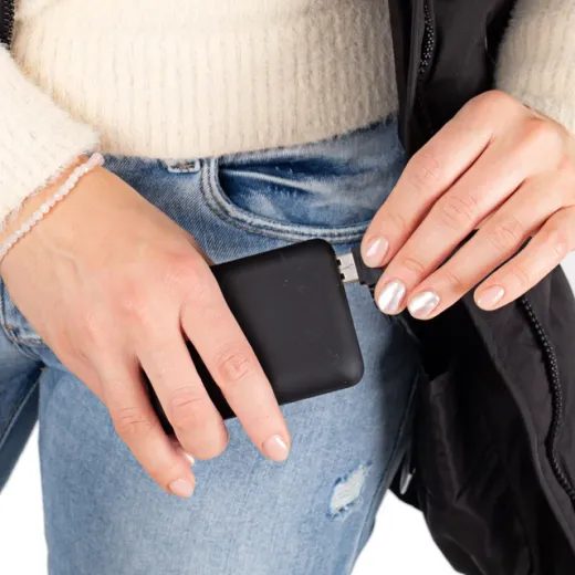 DÁMSKÁ VYHŘÍVANÁ VESTA INSPORTLINE WARMELONG - ČERNÁ