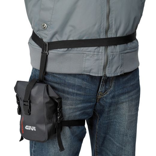 VODOTĚSNÁ TAŠKA NA NOHU GIVI, (ČERNÁ)