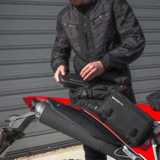 BRAŠNA N4 NOMAD, OXFORD (ČERNÁ, OBJEM 4L)