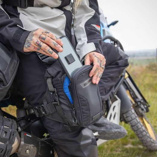 KAPSA STEHENNÍ ATLAS L-2, OXFORD (ČERNÁ)