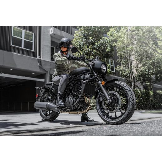 KAWASAKI ELIMINATOR 500 SE MY26 METALLIC MATTE CARBON GRAY / FLAT EBONY