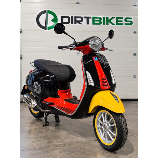 VESPA PRIMAVERA 125 DISNEY MICKEY MOUSE EDITION - BAZAR