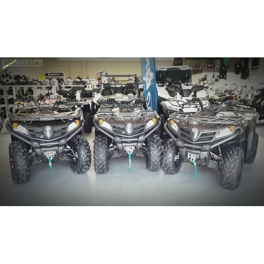 CFMOTO GLADIATOR X520 EFI T3B 4X4 ČERNÁ + PŘÍSLUŠENSTVÍ ZDARMA