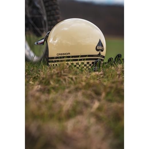 CASSIDA HELMA ESO FORTY NINE KRÉMOVÁ ČERNÁ