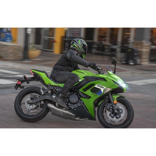 KAWASAKI NINJA 650 LIME GREEN MY26