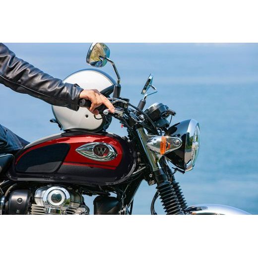 KAWASAKI W800 MY24 METALLIC DIABLO BLACK / EBONY