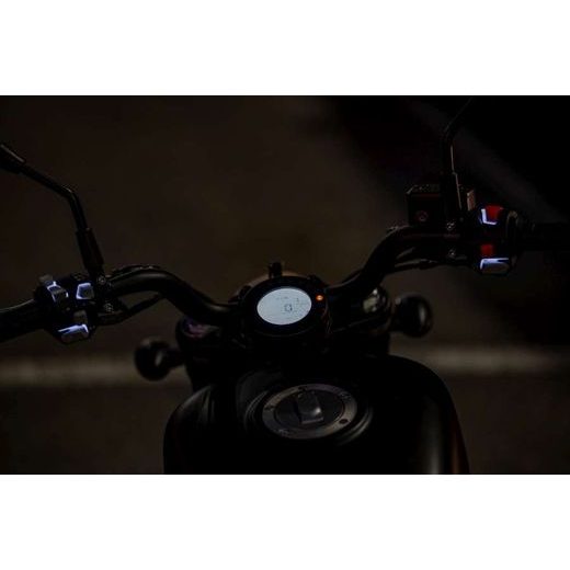 QJMOTOR SRV 300 ČERNÁ