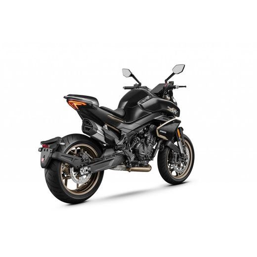 CFMOTO 800NK ADVANCED+ ZIRCON BLACK