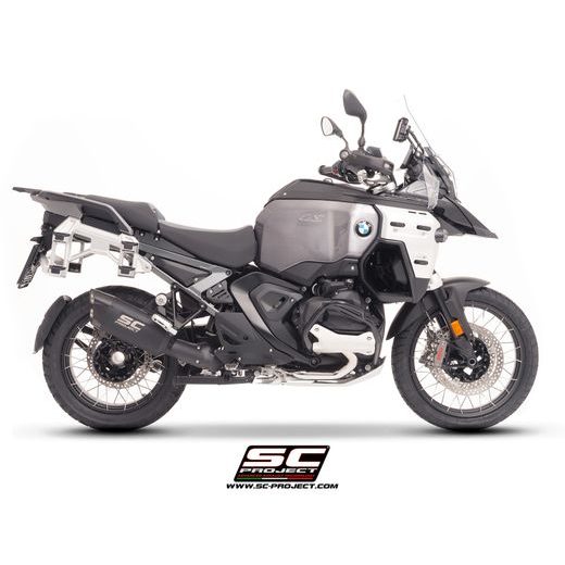 SC-PROJECT BMW R 1300 ADVENTURE GS 2025 TITANOVÝ VÝFUK MATNĚ ČERNÁ ADVENTURE-R E5+