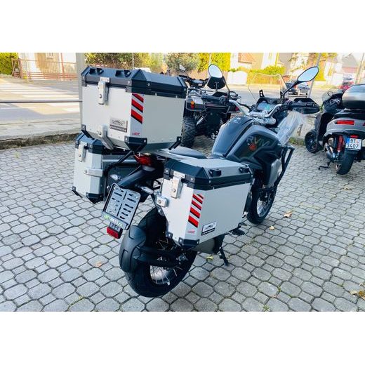 JAWA RVM 500 ADVENTURE ČERNÁ E5
