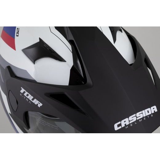 PŘILBA TOUR 2.0 X-TRA, CASSIDA (BÍLÁ/MODRÁ/ČERVENÁ/ČERNÁ/ČERNÝ MATNÝ KŠILT, PLEXI S PŘÍPRAVOU PRO PINLOCK) 2025