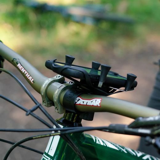 STAHOVACÍ ZÁKLADNA NA ŘÍDÍTKA TOUGH-STRAP™, RAM MOUNTS