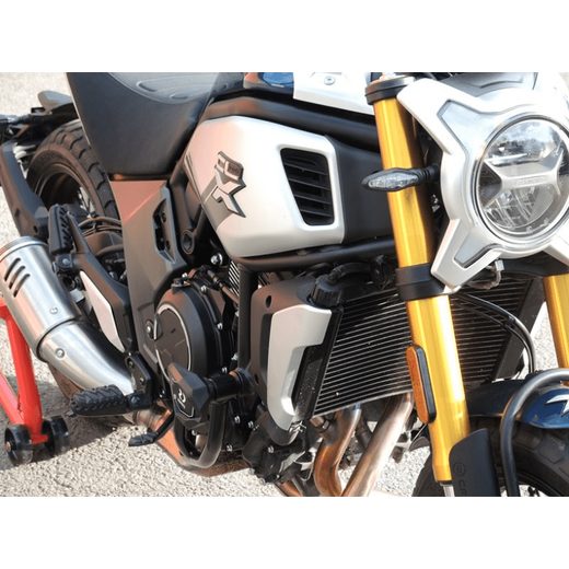 700CL-X PADACÍ RÁM (TROJÚHELNÍKOVÝ PROTEKTOR)