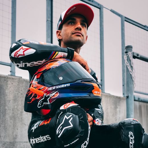 PŘILBA SUPERTECH R10 FLYTE LIMITOVANÁ EDICE JORGE MARTIN, ALPINESTARS (FIALOVÁ/ČERVENÁ) 2026