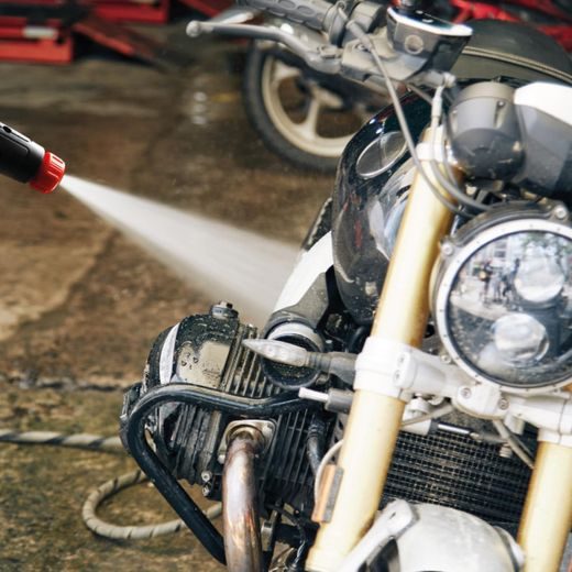 AKUMULÁTOROVÁ TLAKOVÁ MYČKA SE ZÁSOBNÍKEM 8 L