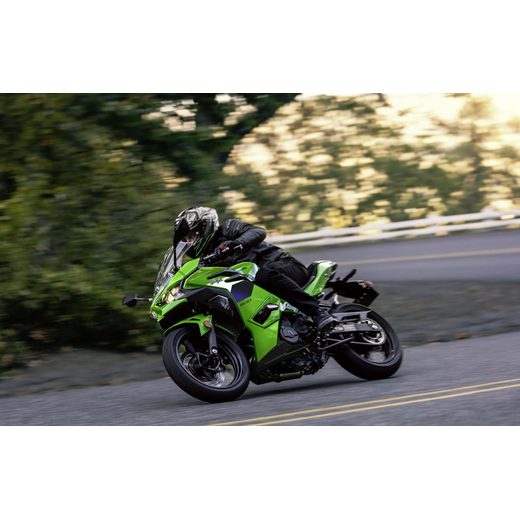 KAWASAKI NINJA 500 SE MY26 METALLIC FLAT SPARK BLACK / METALLIC SPARK BLACK