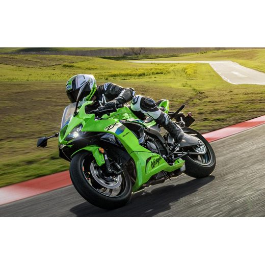 KAWASAKI NINJA ZX-6R MY26 METALLIC MATTE GRAPHENESTEEL GRAY / METALLIC SPARK BLACK / LIME GREEN
