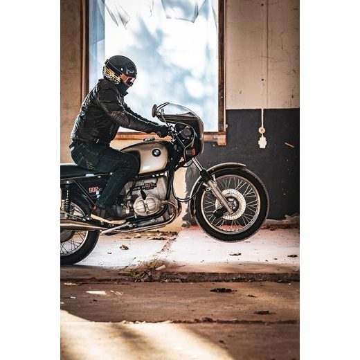 CASSIDA HELMA ESO FORTY NINE ČERNÁ PERLEŤ ZLATÁ ŠEDÁ